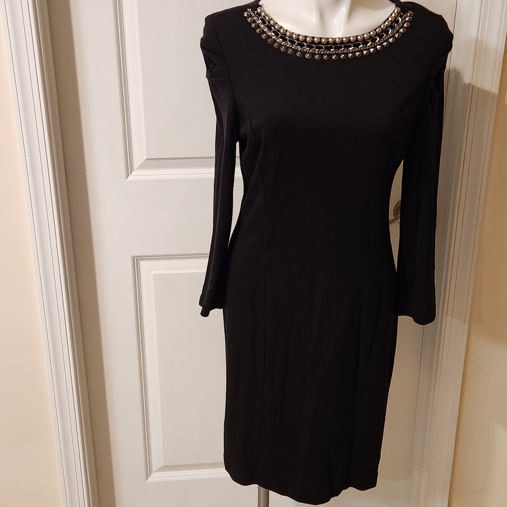 Roulette black dress size 10 with beautiful neck design
